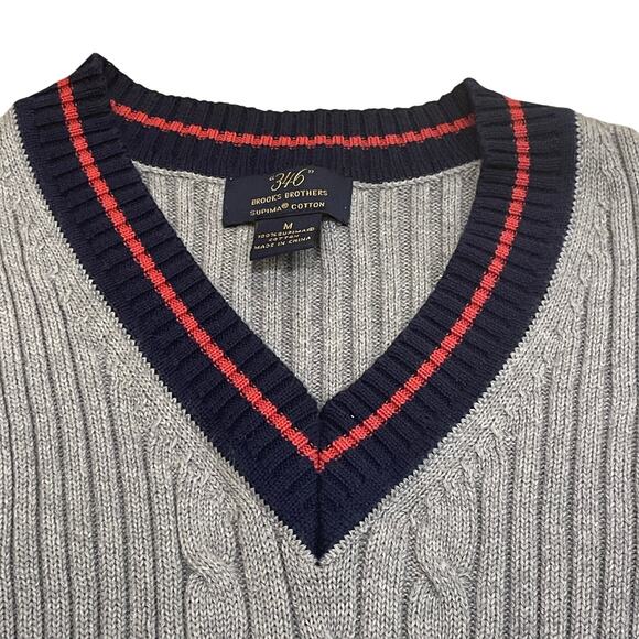 Brooks Brothers 346 M Sweater Vest | Gray Supima Cotton, V-Neck Knit Sleeveless - Picture 3 of 6